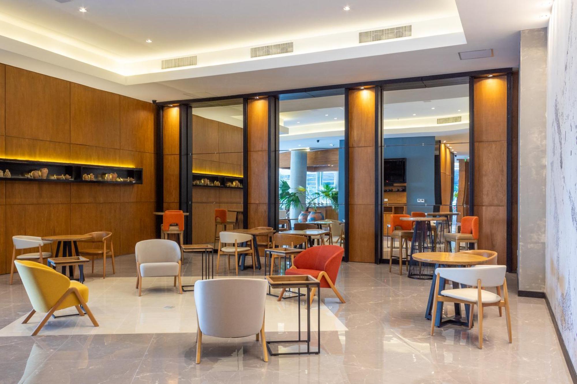 Tryp By Wyndham Asuncion Hotel Екстериор снимка