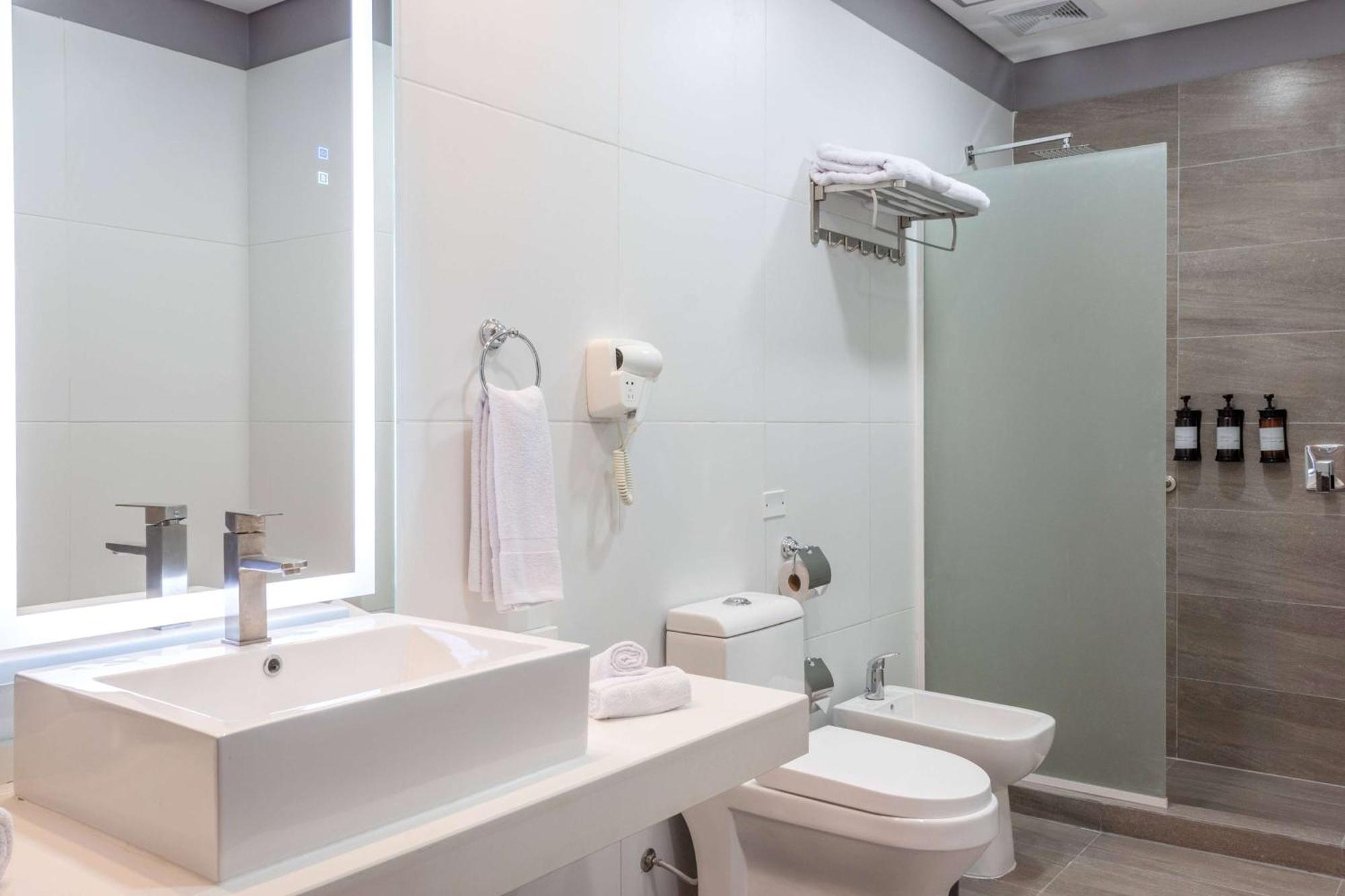 Tryp By Wyndham Asuncion Hotel Екстериор снимка